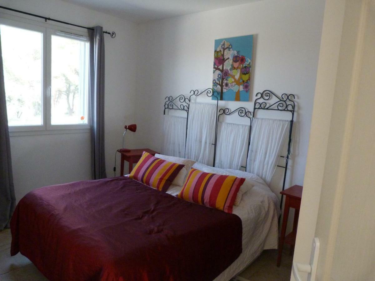 Les Cigales Apartamento Alleins Exterior foto